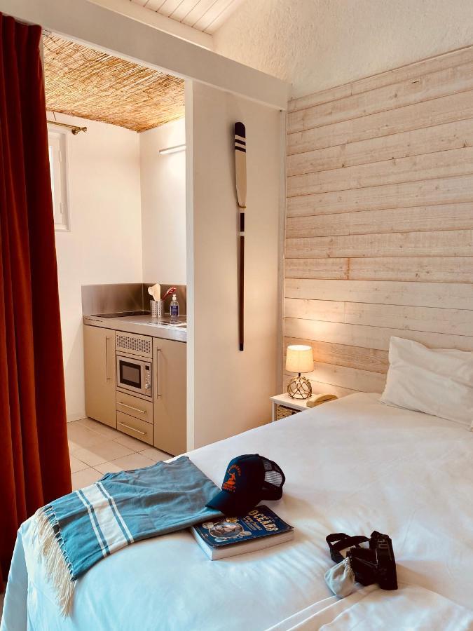 Hotel Ile De Lumiere 라코티니에르 외부 사진