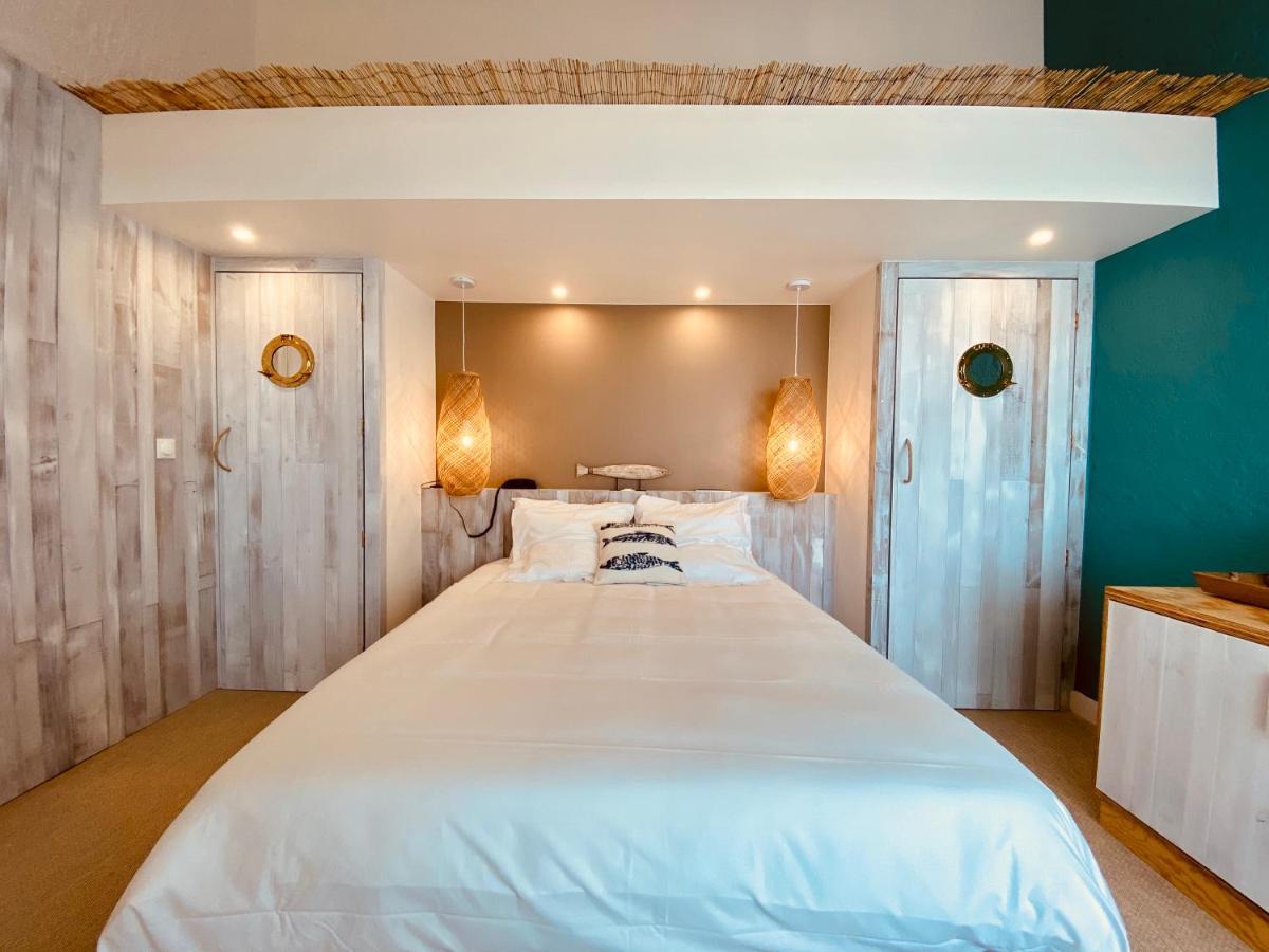 Hotel Ile De Lumiere 라코티니에르 외부 사진