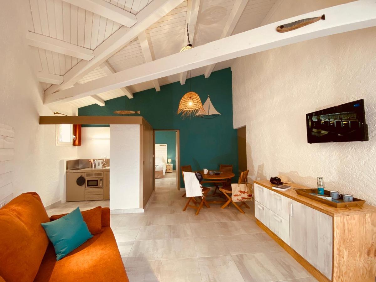 Hotel Ile De Lumiere 라코티니에르 외부 사진