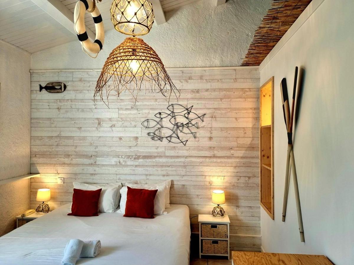 Hotel Ile De Lumiere 라코티니에르 외부 사진